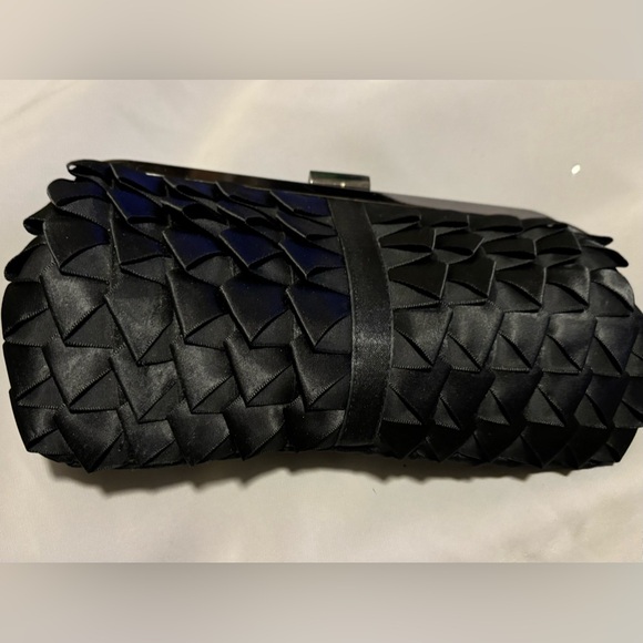 Elegant Black Clutch - Picture 3 of 6